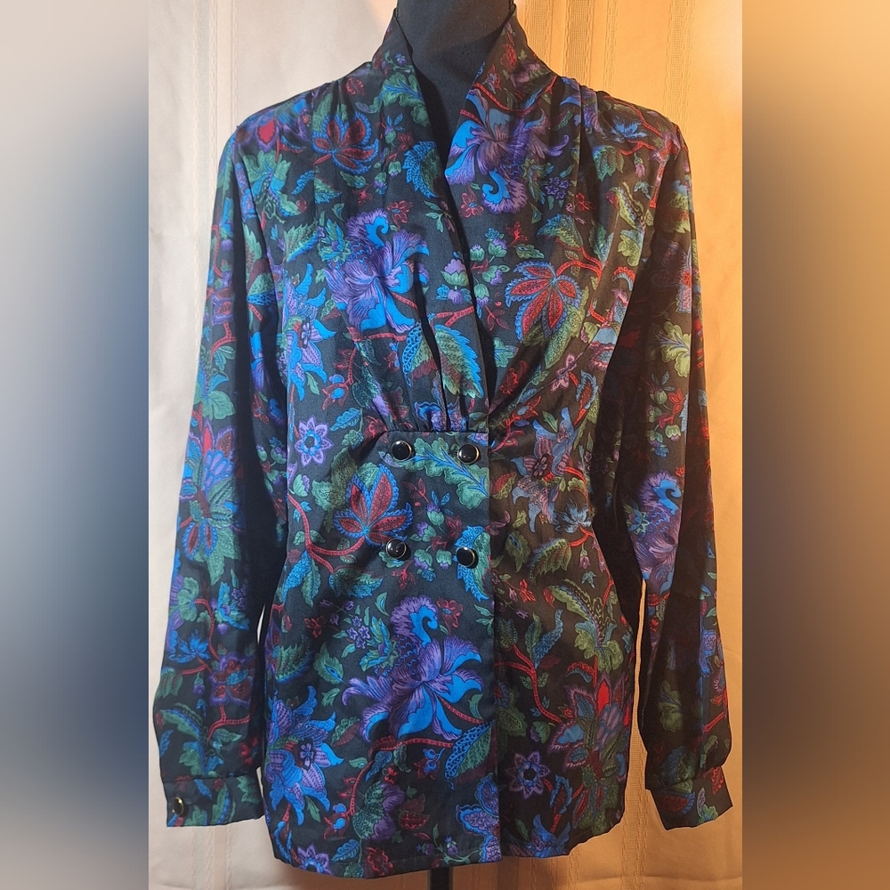 D.K. GOLD by DONNYKENNY Vibrant Floral Double-breasted Blouse